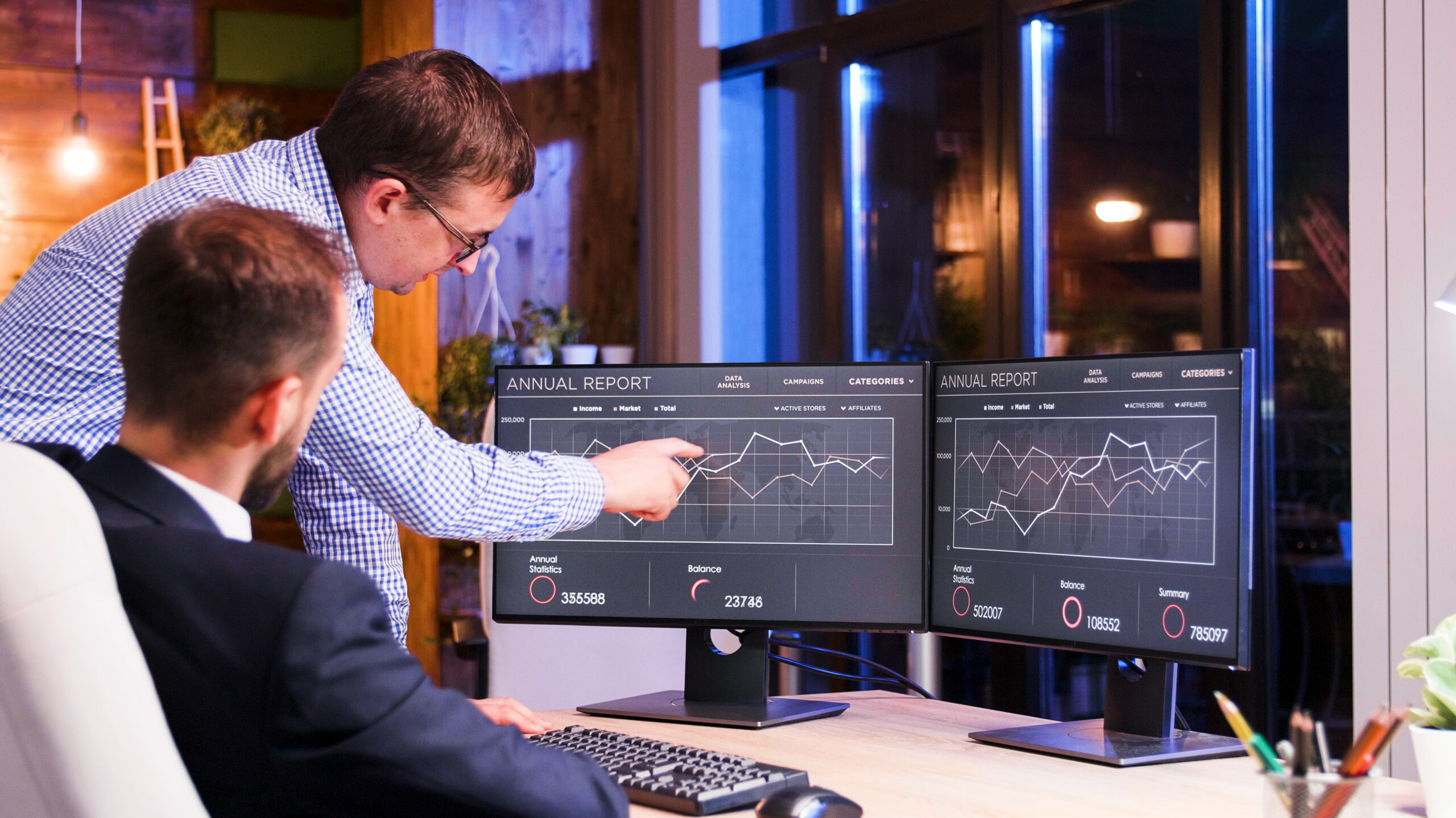 Cloud Analytics for Production Management: Scaling Insights